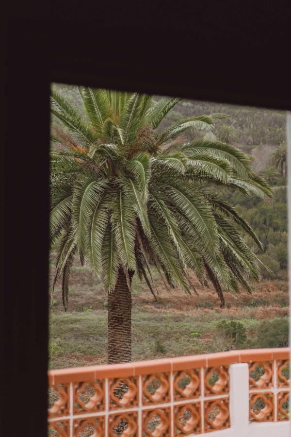 Holiday House Cruz De Tierno Agulo エクステリア 写真
