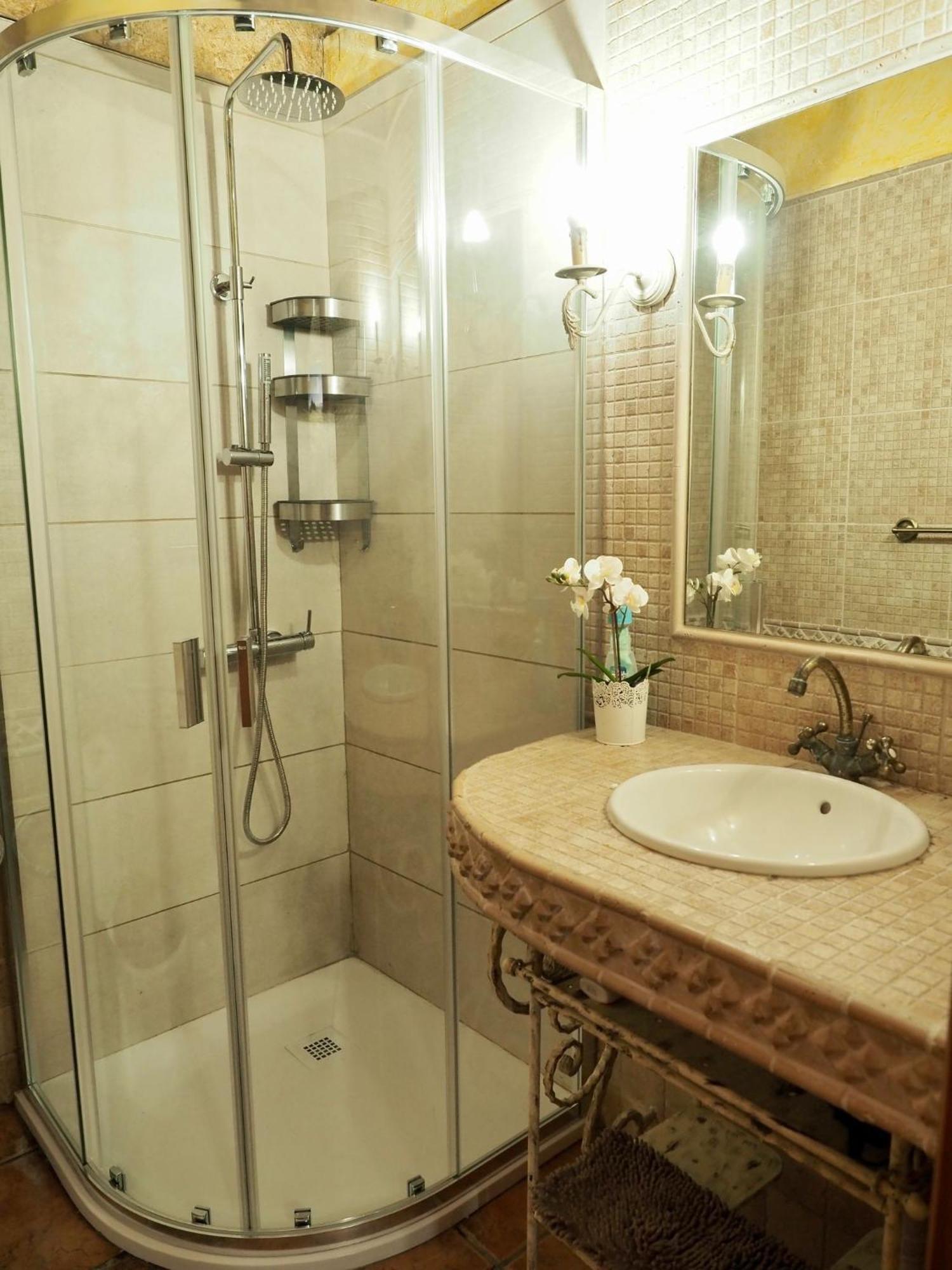 Holiday House Cruz De Tierno Agulo エクステリア 写真